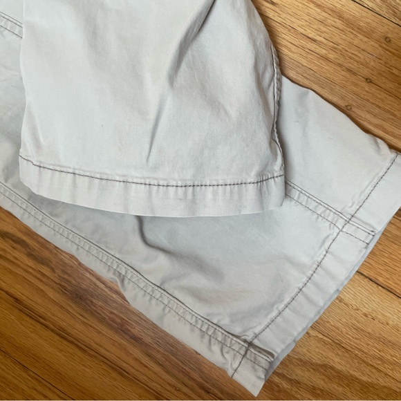 Hollister Mid rise Relaxed Cargo Pants - Picture 9 of 16